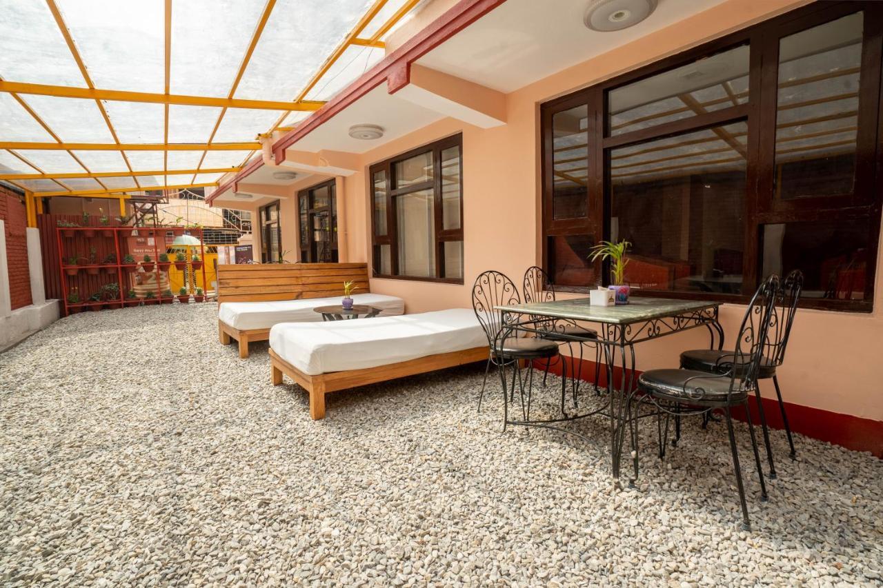 Hotel Pala Katmandú Exterior foto